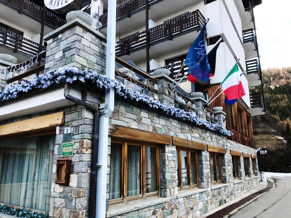Hg Hotel Italia Brusson Kültér fotó