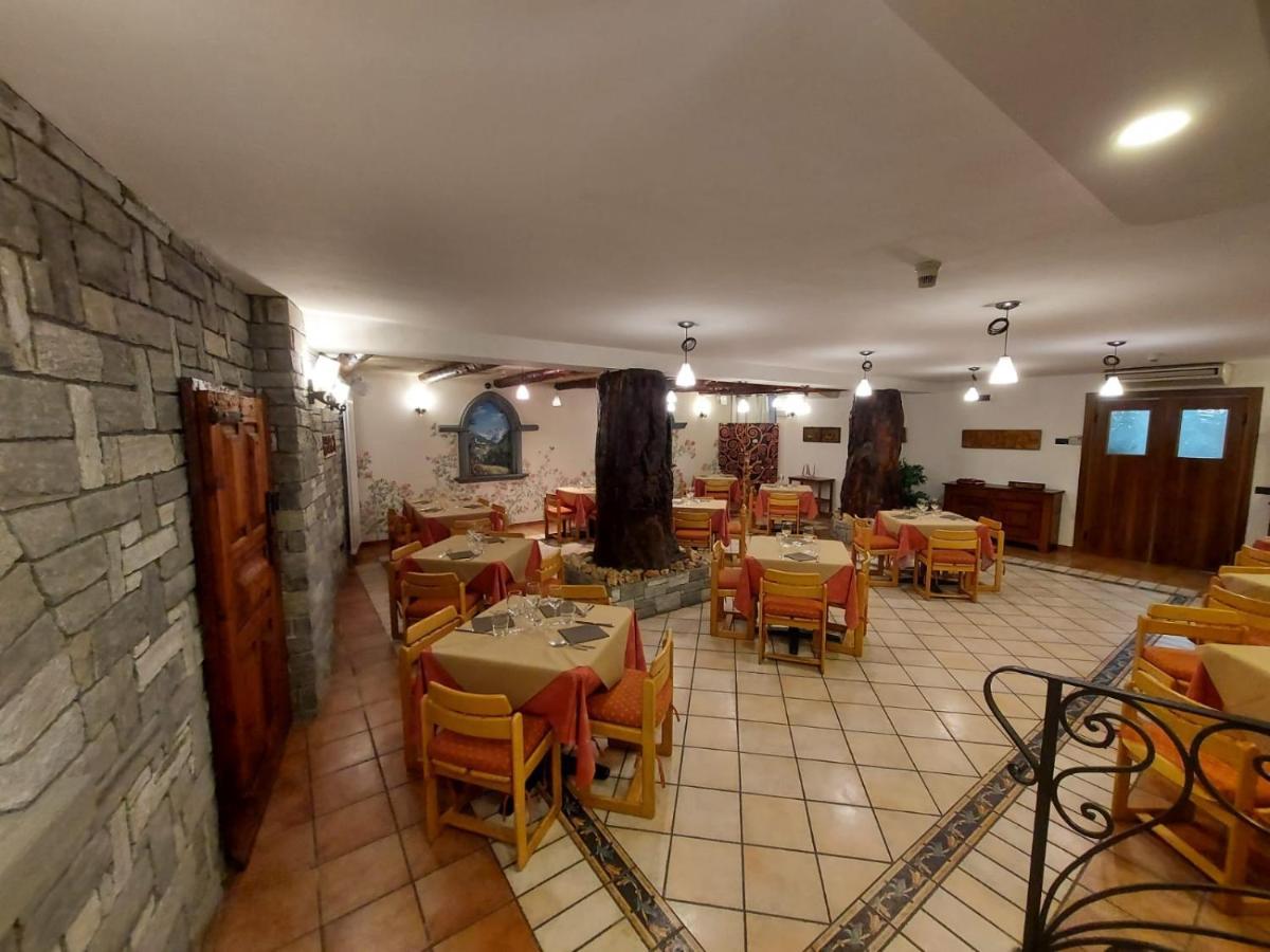 Hg Hotel Italia Brusson Kültér fotó