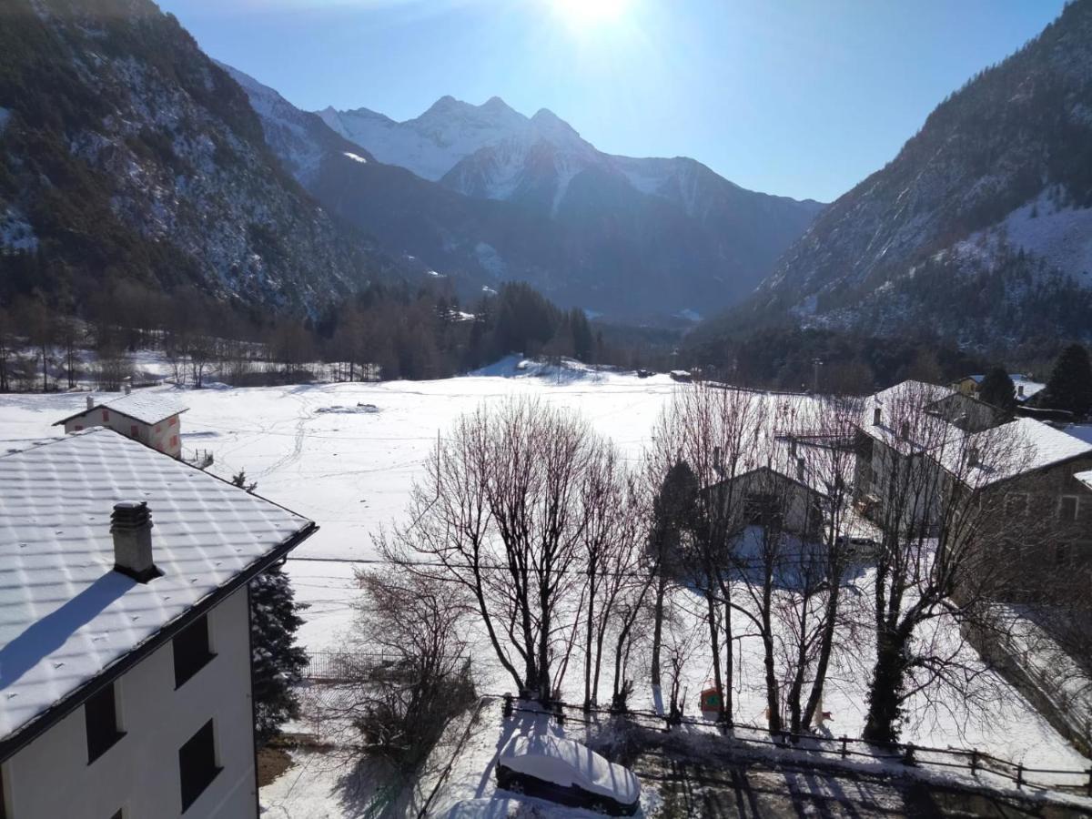 Hg Hotel Italia Brusson Kültér fotó