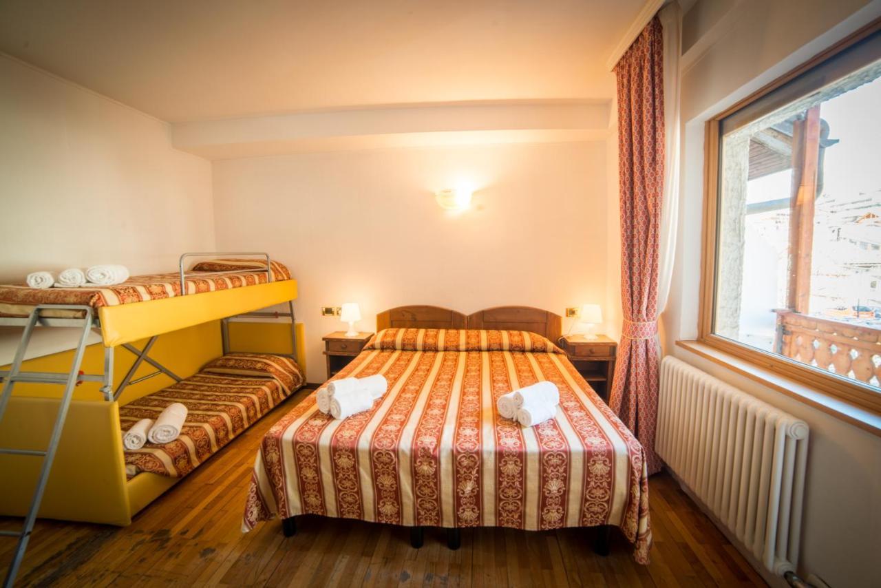 Hg Hotel Italia Brusson Kültér fotó