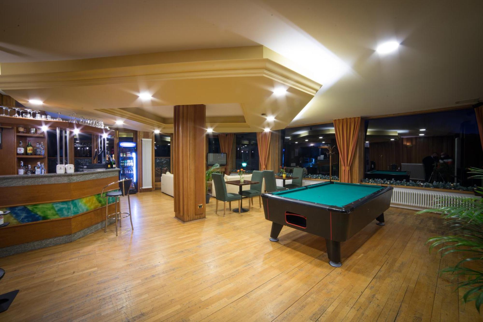 Hg Hotel Italia Brusson Kültér fotó
