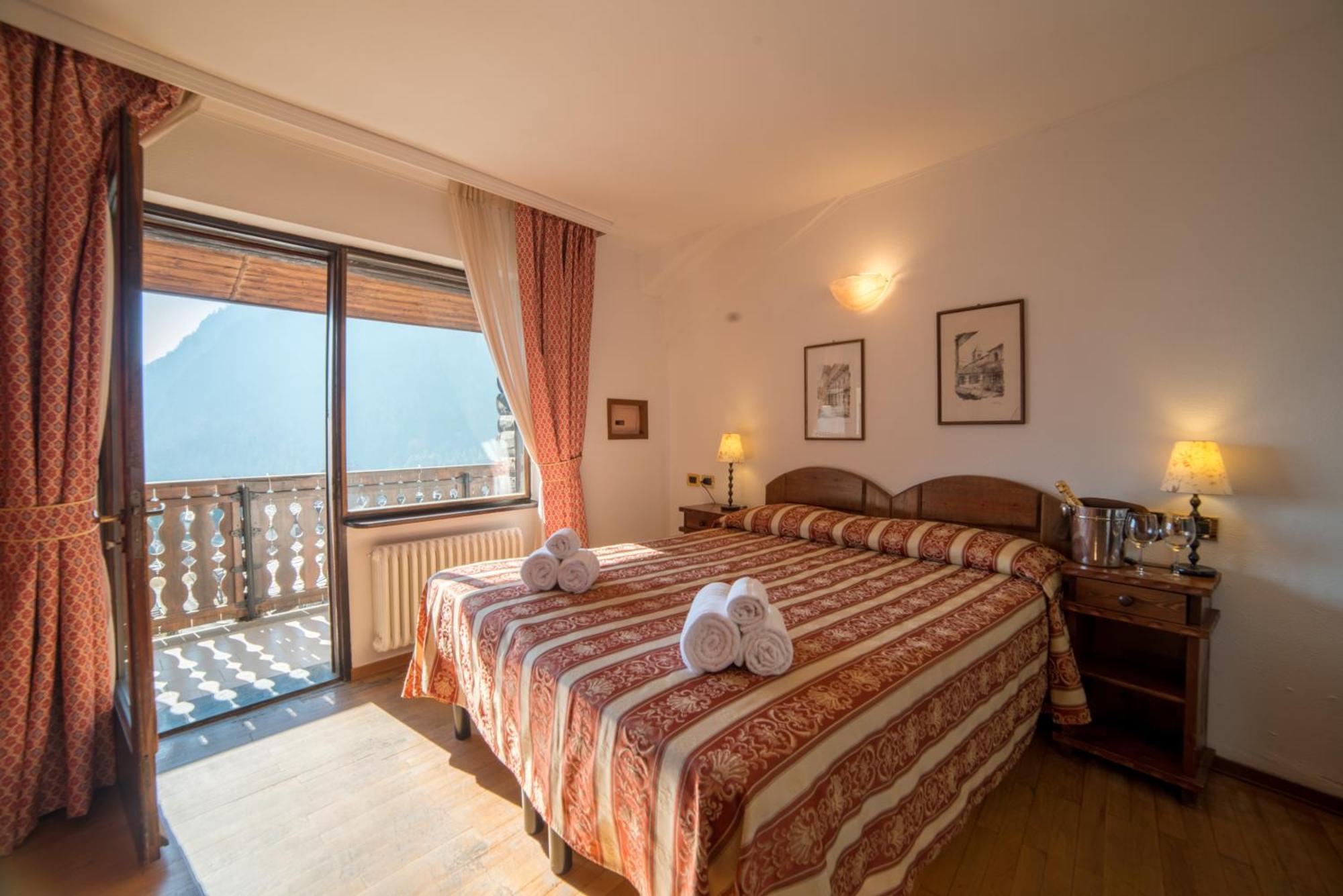 Hg Hotel Italia Brusson Kültér fotó