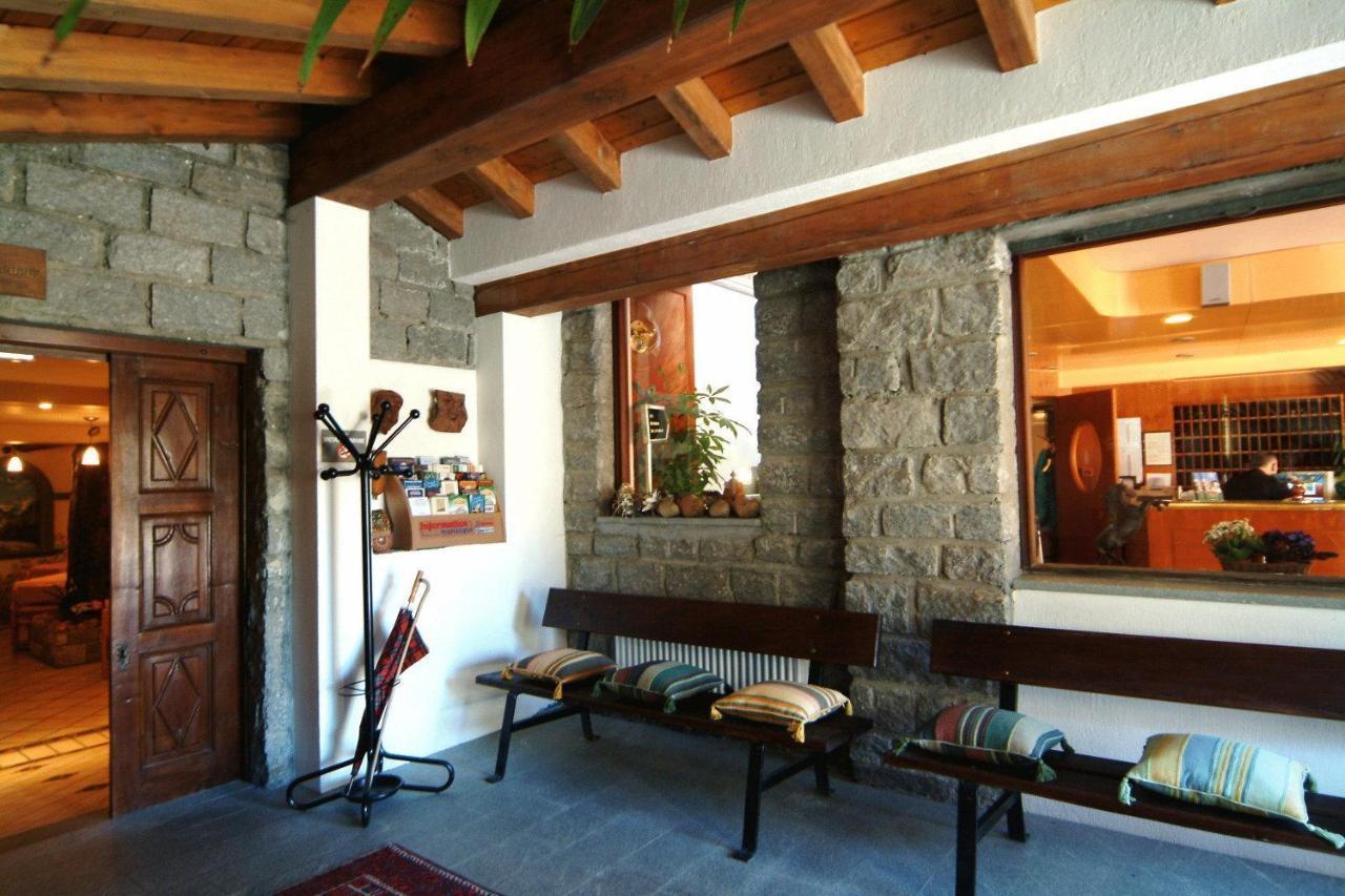 Hg Hotel Italia Brusson Kültér fotó