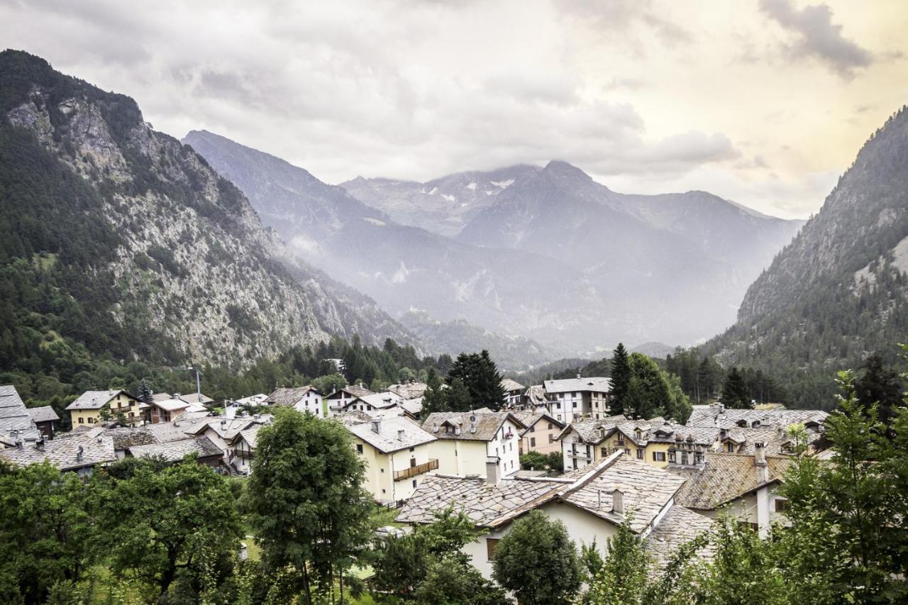 Hg Hotel Italia Brusson Kültér fotó